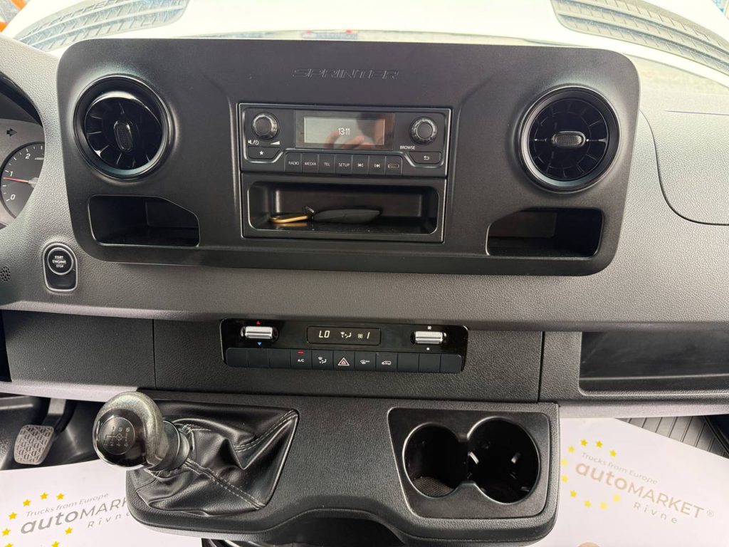 Mercedes-Benz Sprinter 2021
