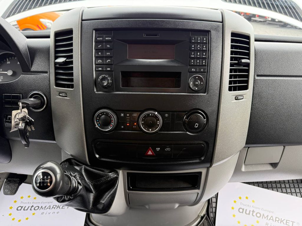 Mercedes-Benz Sprinter 2015
