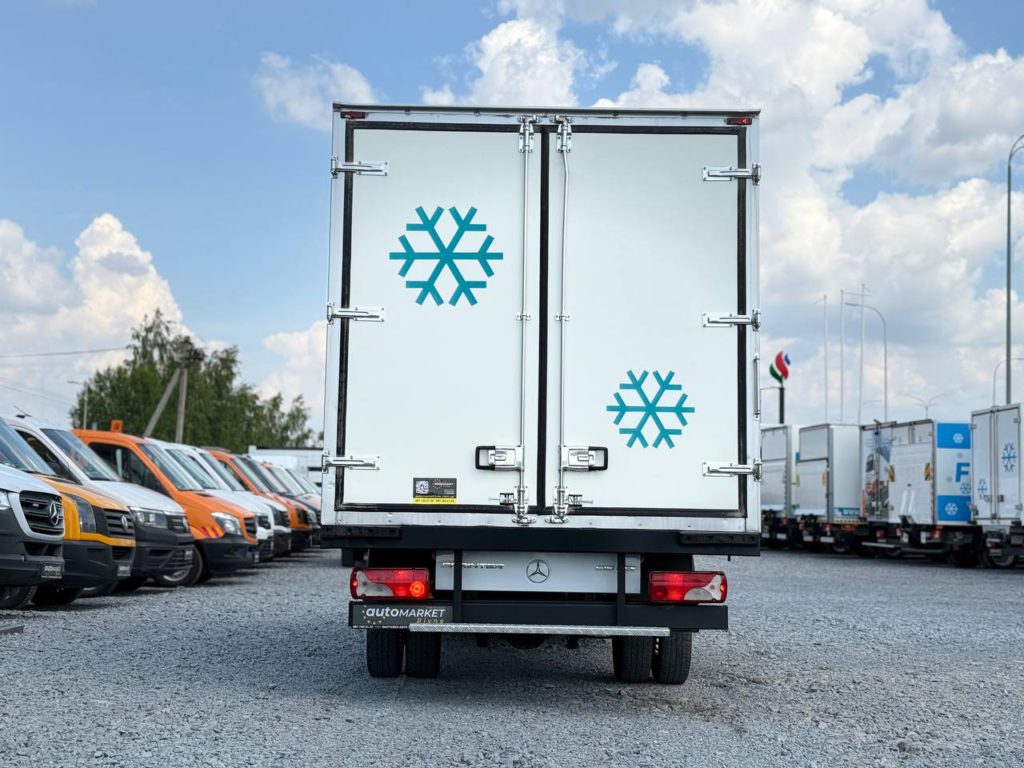 Mercedes-Benz Sprinter 2021