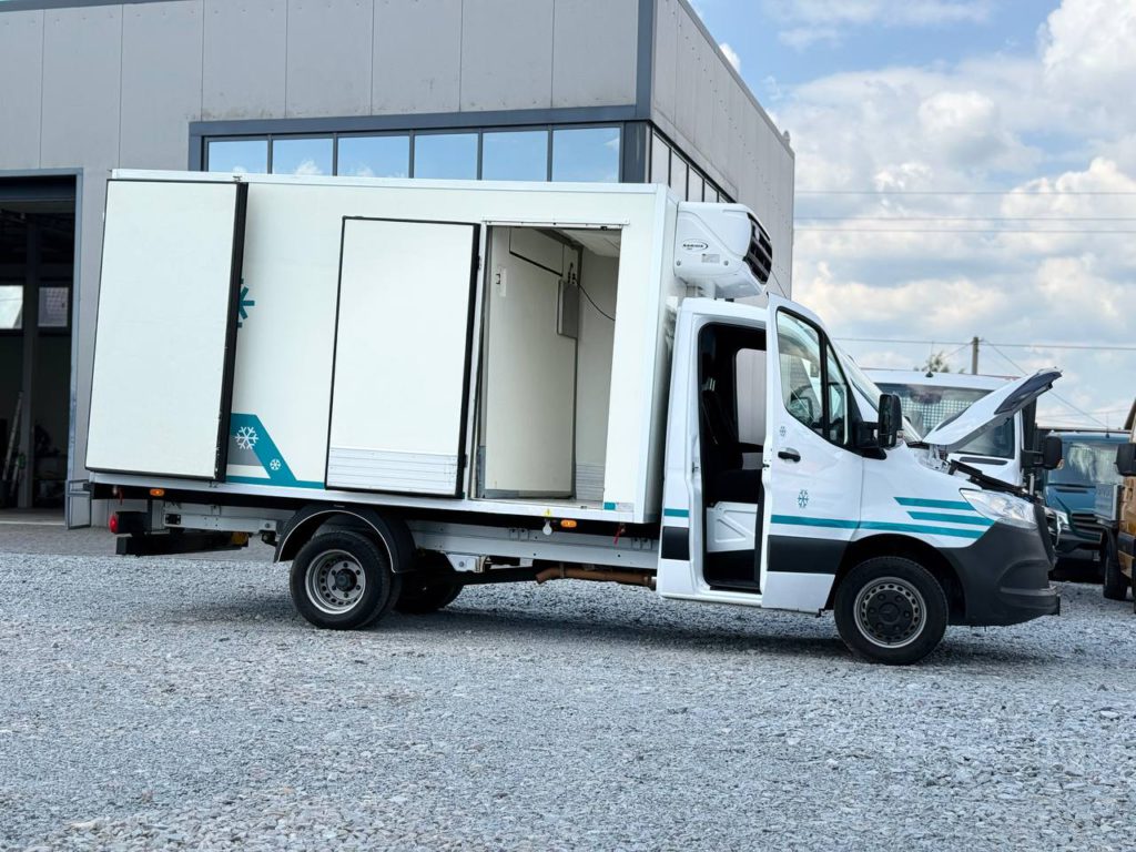 Mercedes-Benz Sprinter 2021