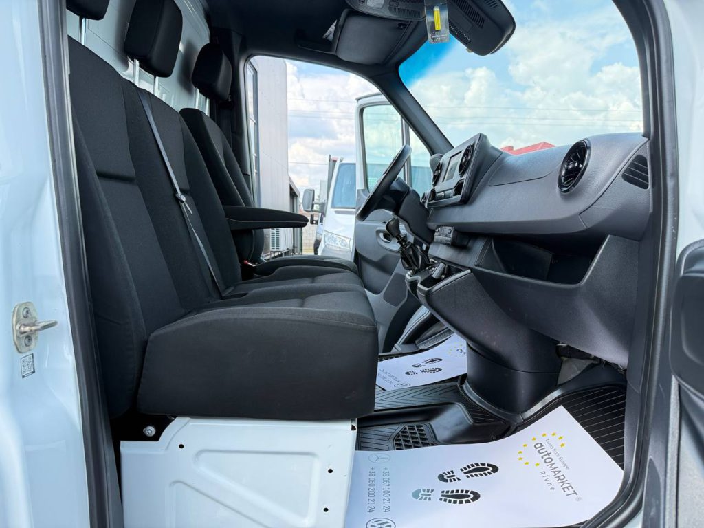 Mercedes-Benz Sprinter 2021