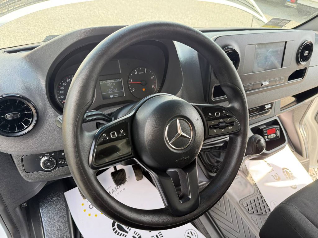 Mercedes-Benz Sprinter 2021