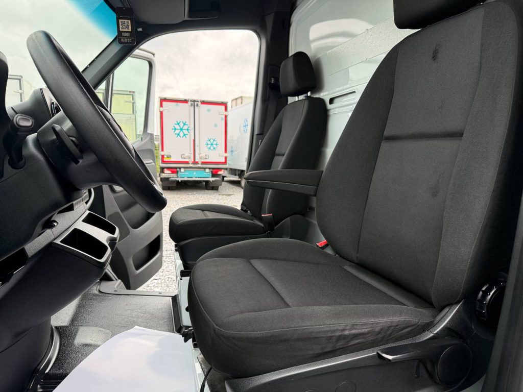 Mercedes-Benz Sprinter 2022