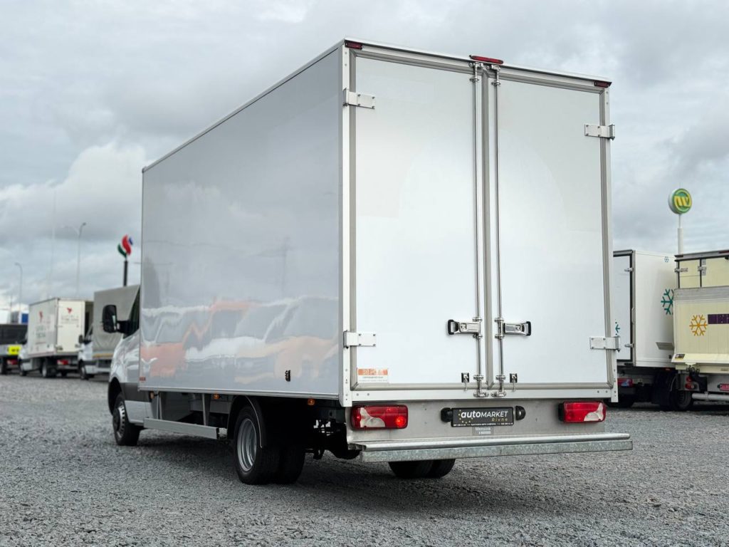 Mercedes-Benz Sprinter 2022