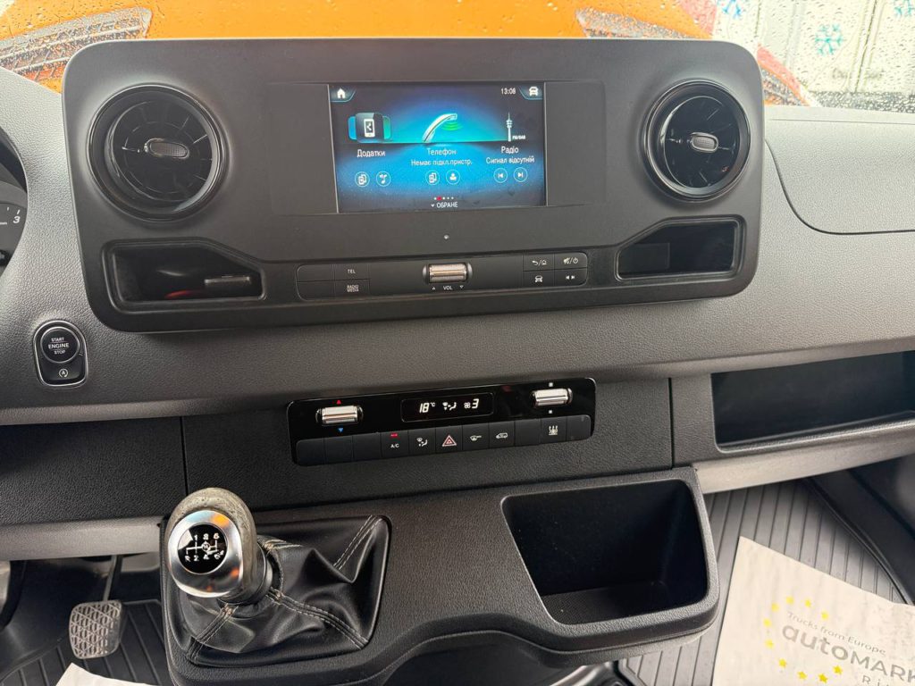 Mercedes-Benz Sprinter 2021