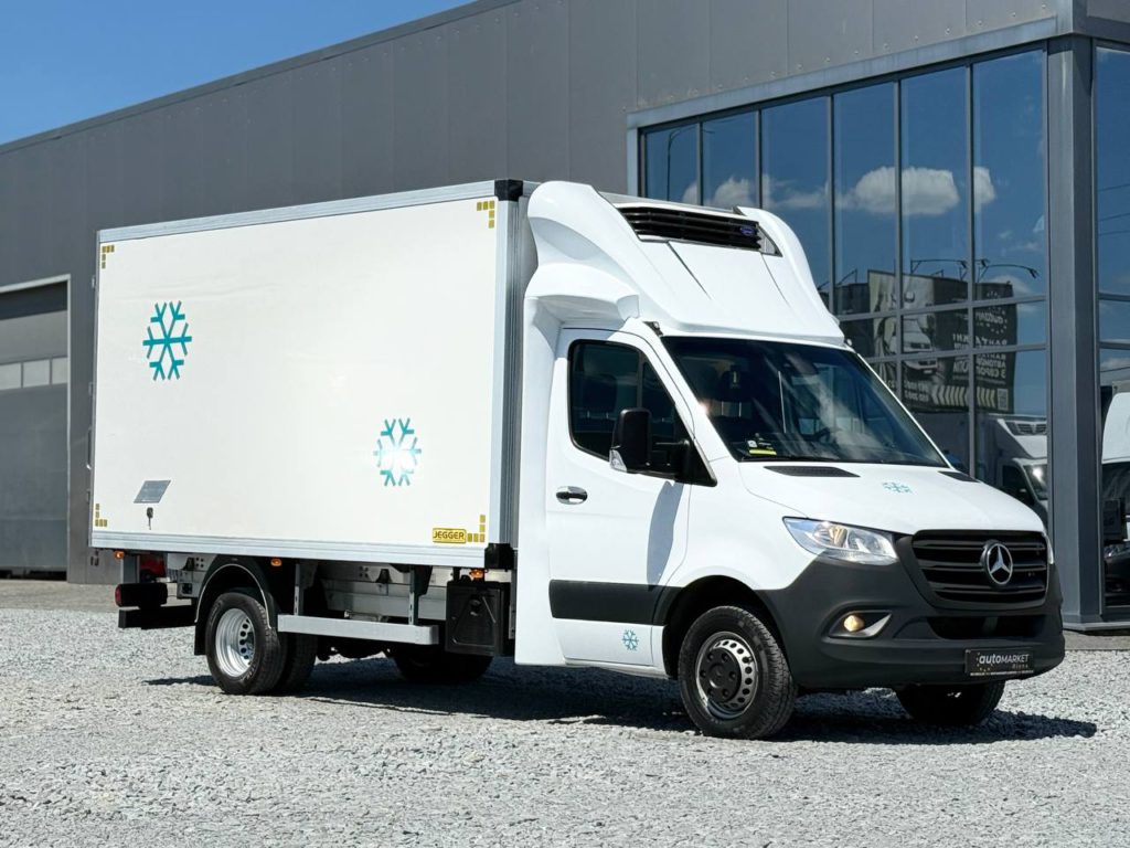 Mercedes-Benz Sprinter 2021