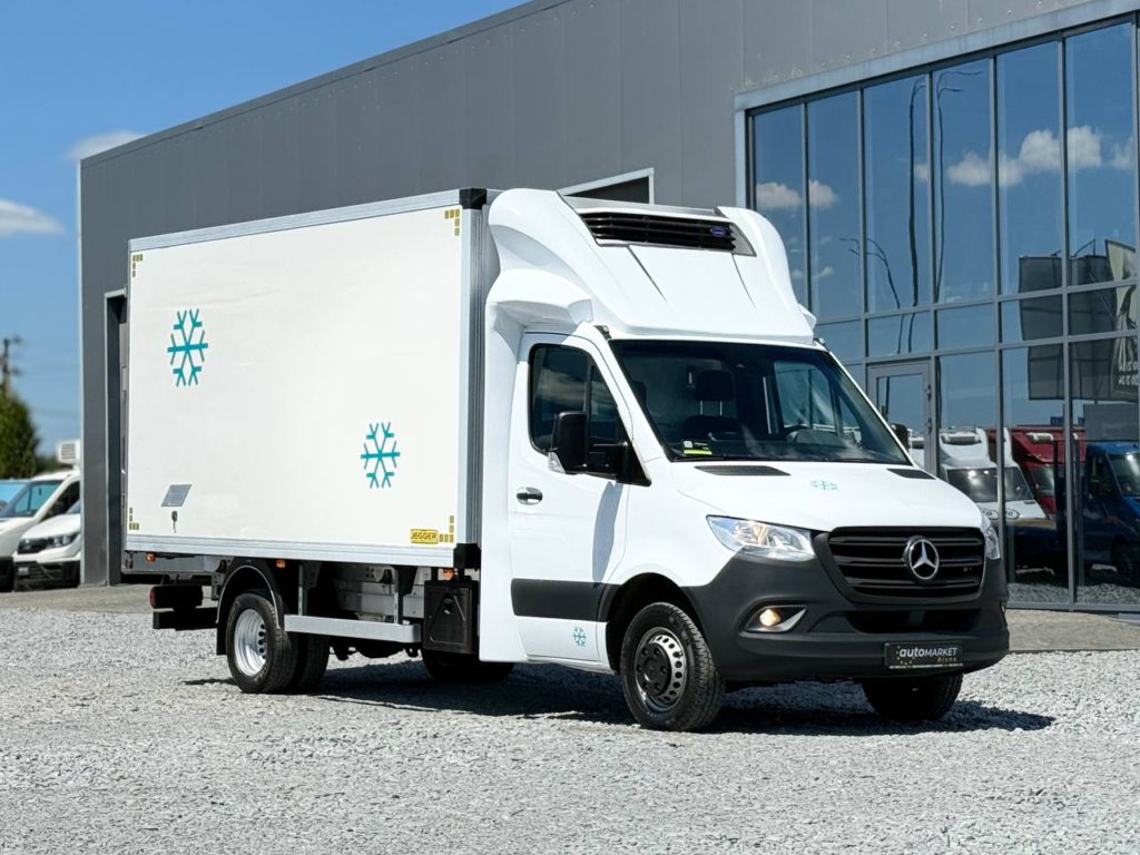 Mercedes-Benz Sprinter 2021
