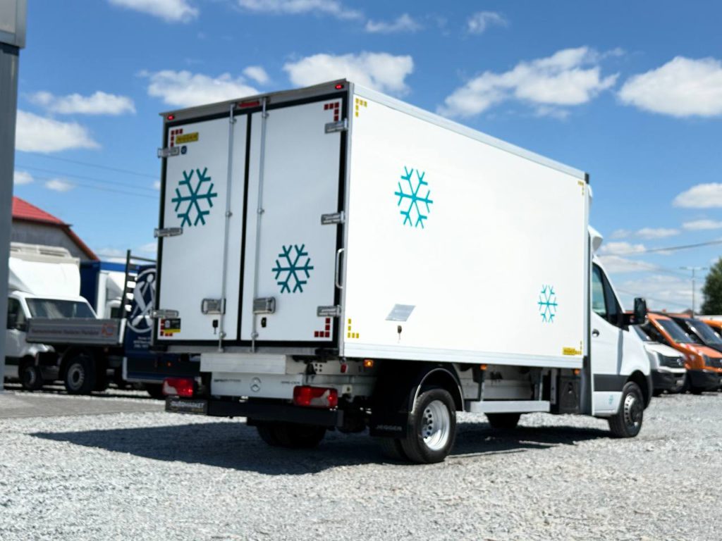 Mercedes-Benz Sprinter 2021