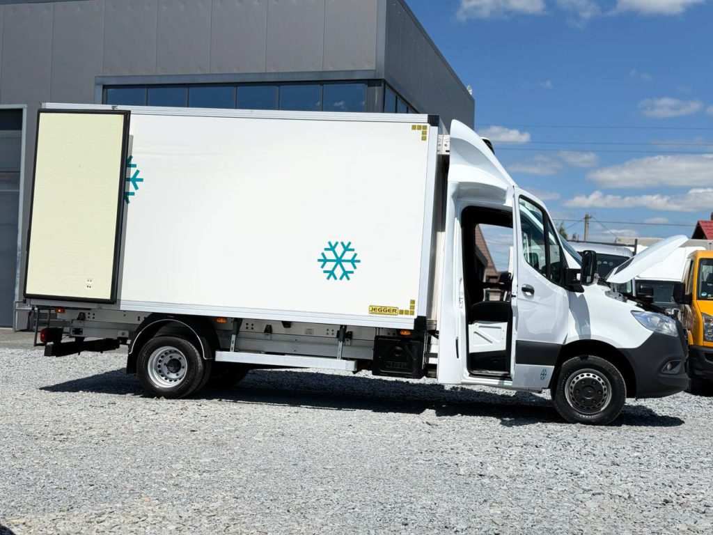 Mercedes-Benz Sprinter 2021