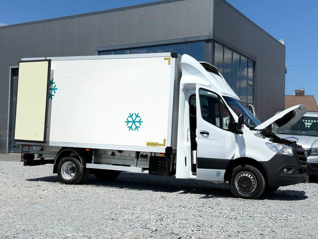 Mercedes-Benz Sprinter 2021
