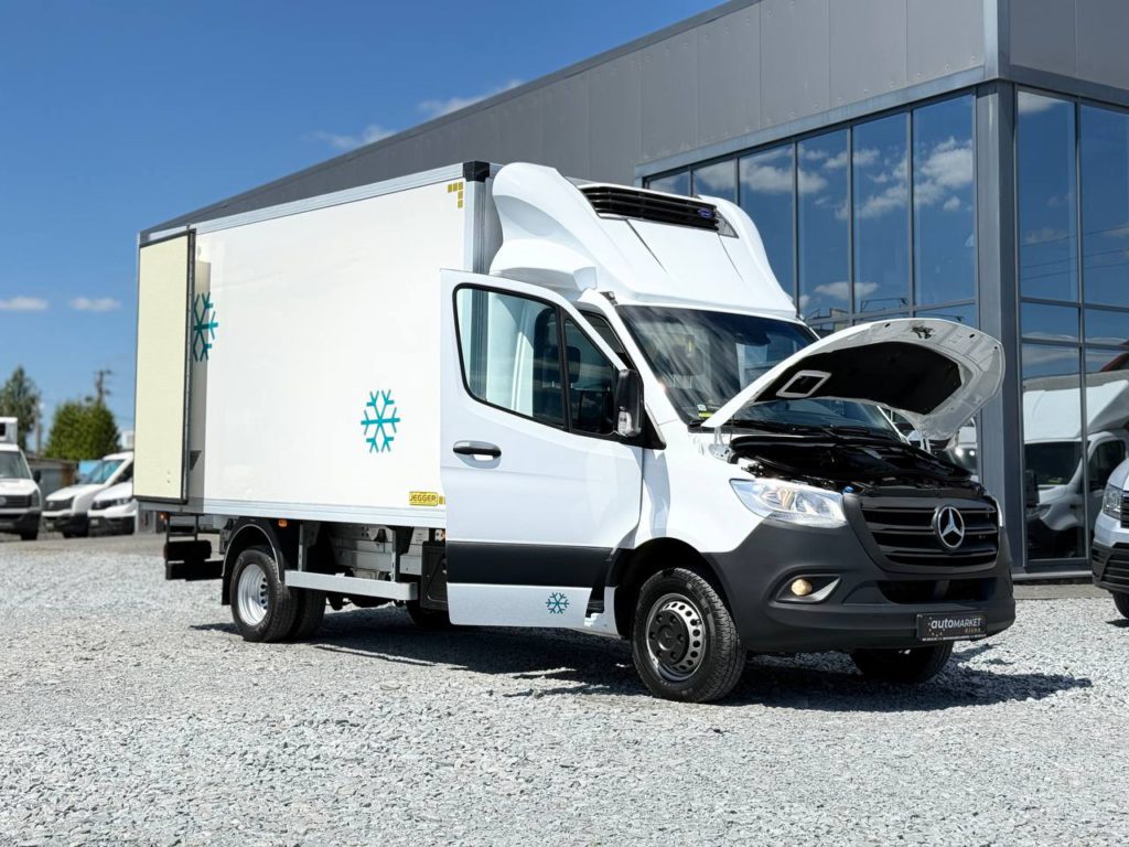 Mercedes-Benz Sprinter 2021