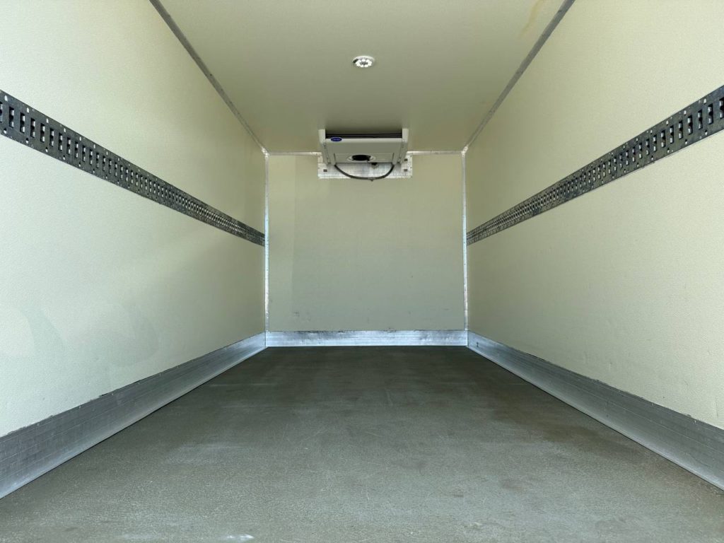 Mercedes-Benz Sprinter 2021
