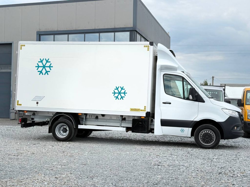 Mercedes-Benz Sprinter 2021
