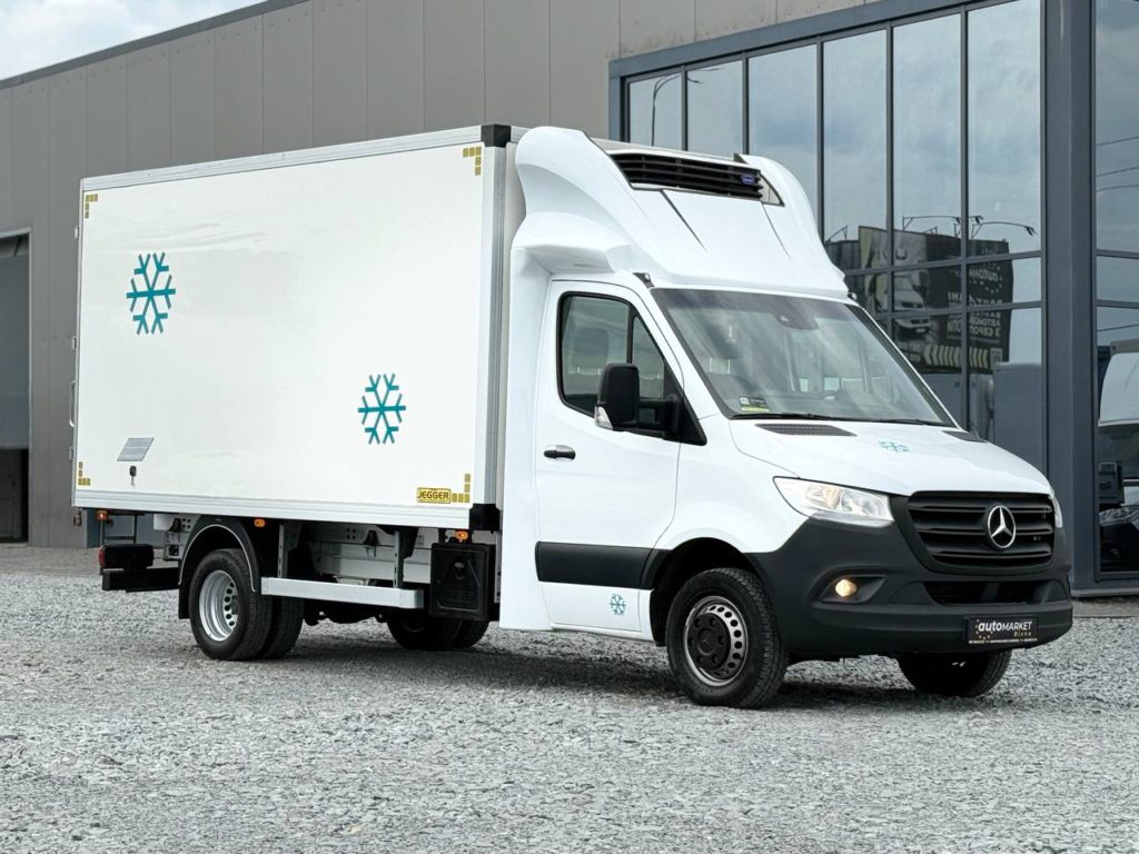Mercedes-Benz Sprinter 2021