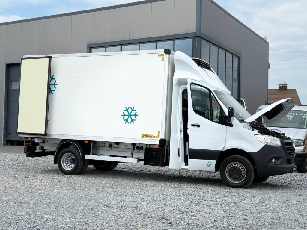 Mercedes-Benz Sprinter 2021