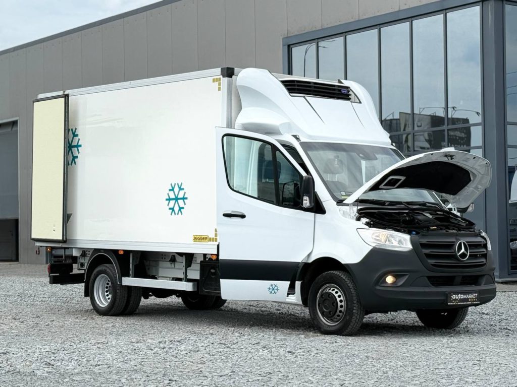 Mercedes-Benz Sprinter 2021