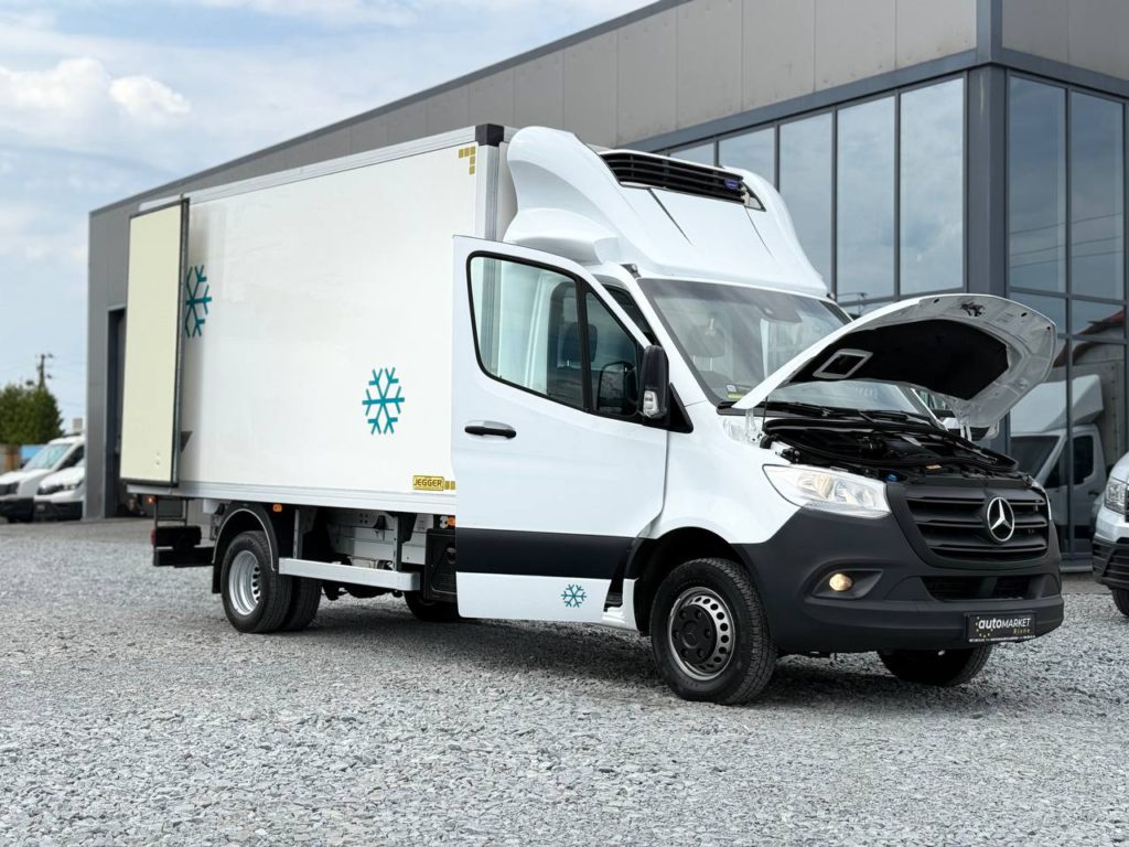 Mercedes-Benz Sprinter 2021