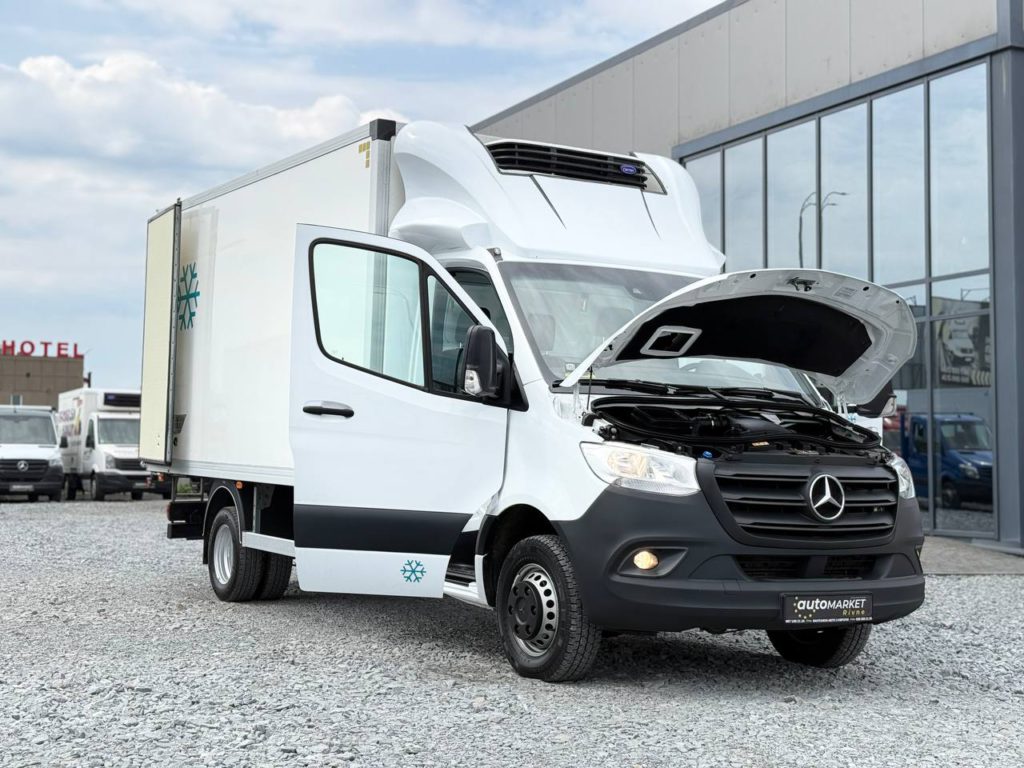 Mercedes-Benz Sprinter 2021