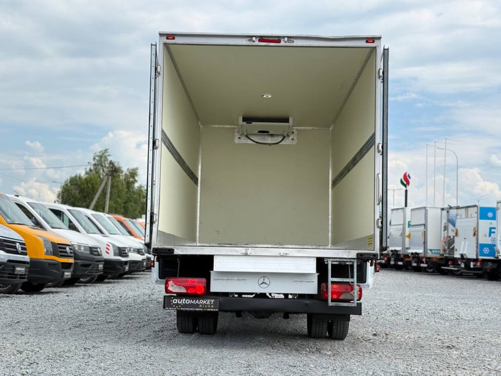 Mercedes-Benz Sprinter 2021