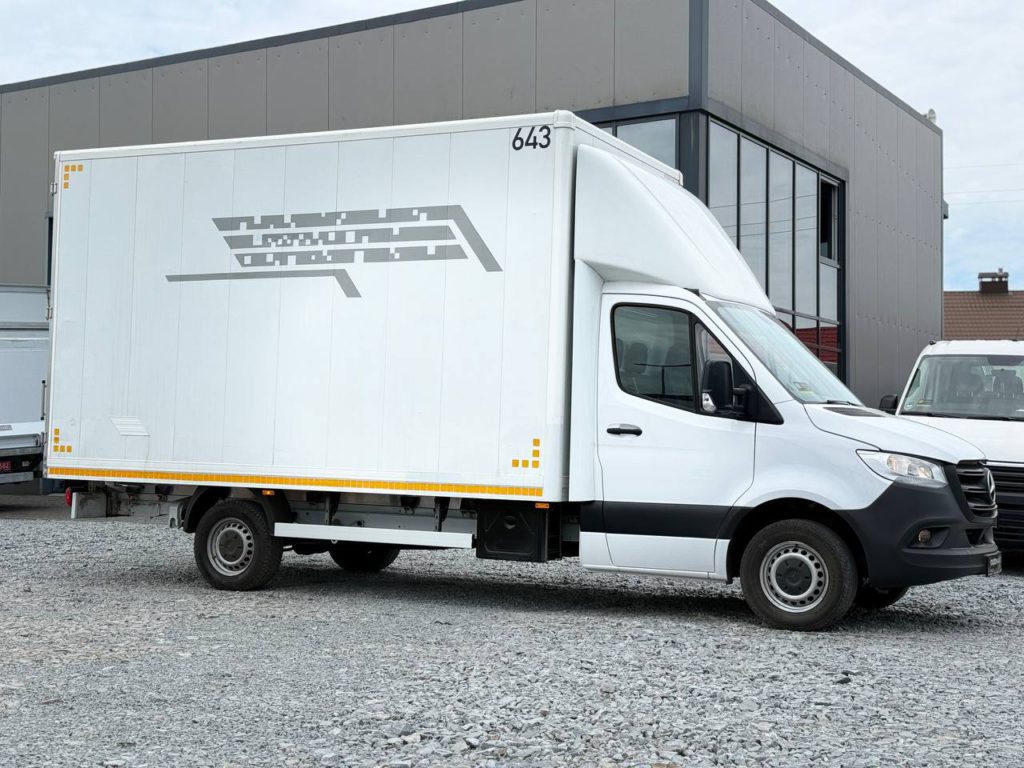 Mercedes-Benz Sprinter 2021