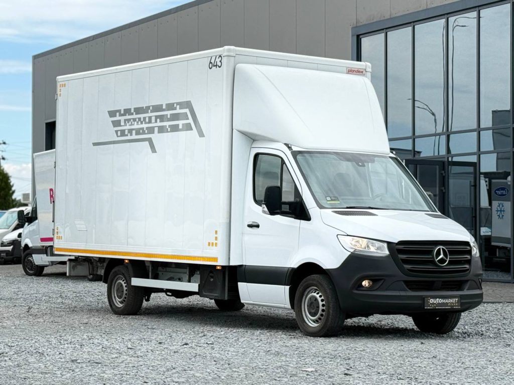 Mercedes-Benz Sprinter 2021