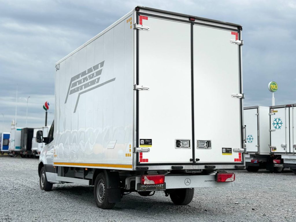 Mercedes-Benz Sprinter 2021