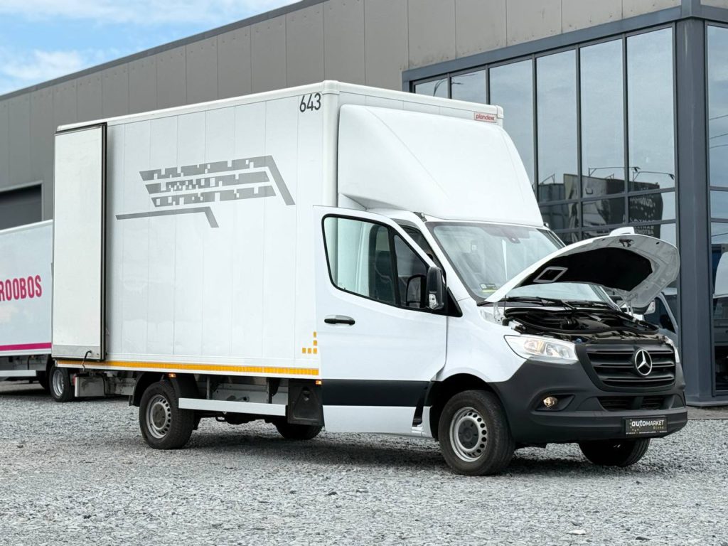 Mercedes-Benz Sprinter 2021