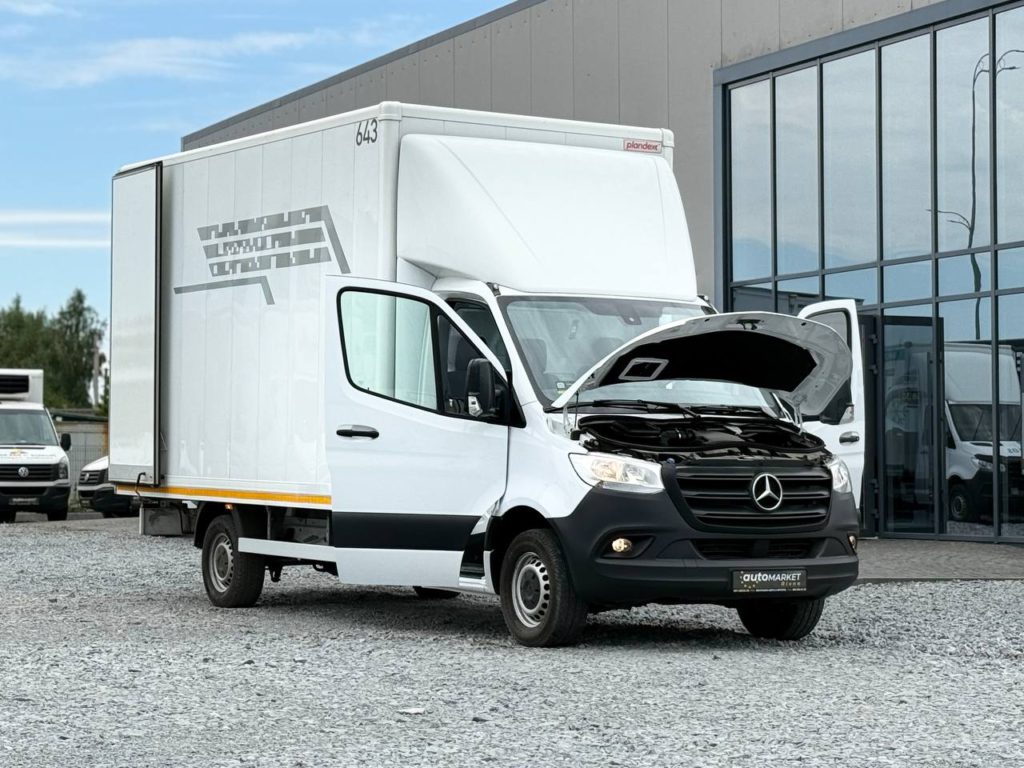 Mercedes-Benz Sprinter 2021
