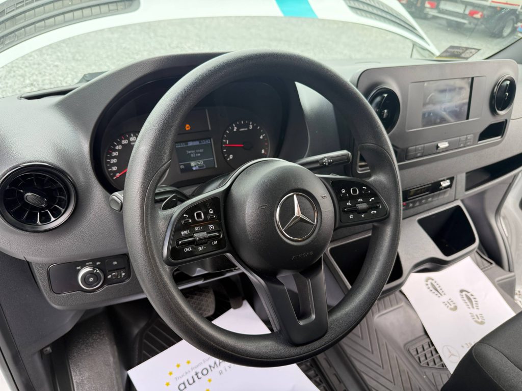Mercedes-Benz Sprinter 2023