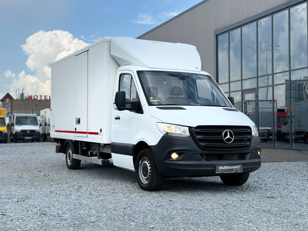 Mercedes-Benz Sprinter 2023