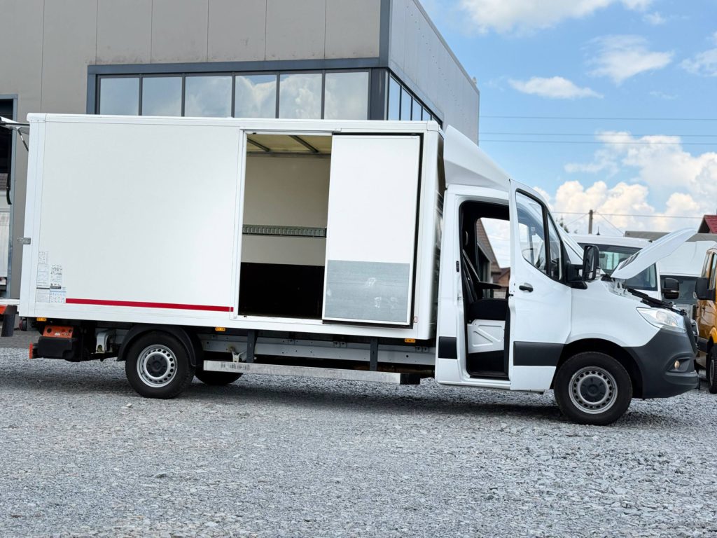 Mercedes-Benz Sprinter 2023