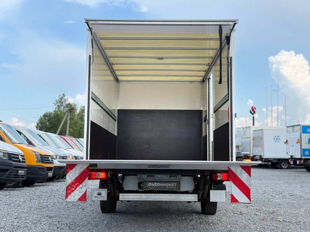 Mercedes-Benz Sprinter 2023