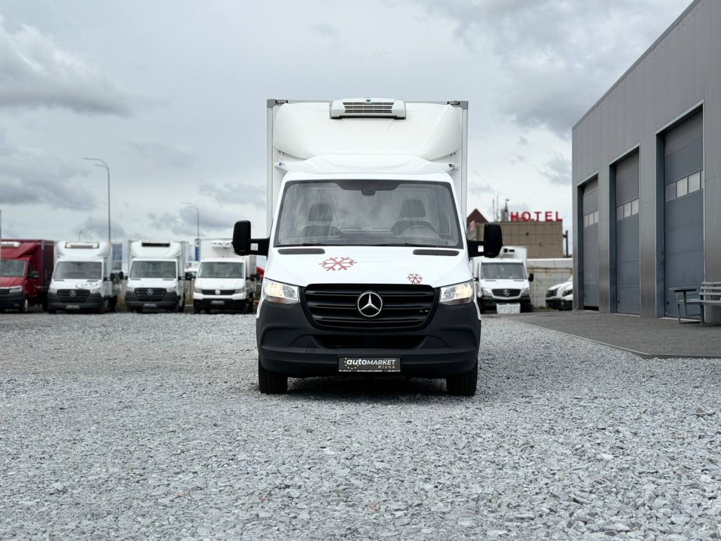Mercedes-Benz Sprinter 2021