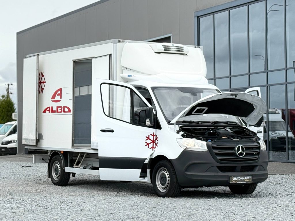 Mercedes-Benz Sprinter 2021