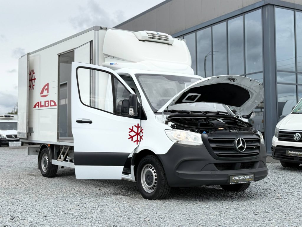 Mercedes-Benz Sprinter 2021
