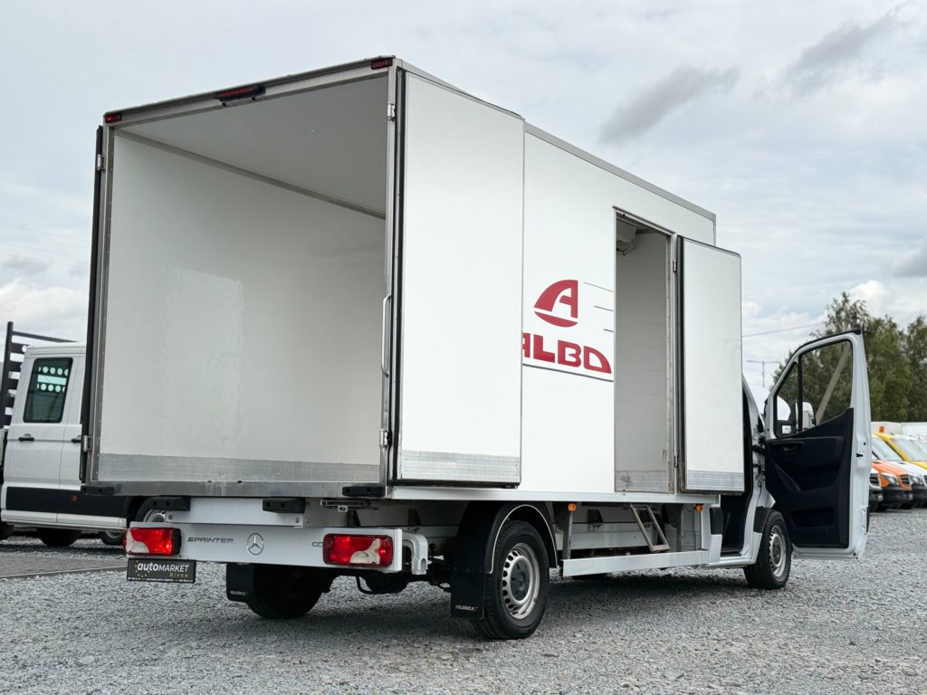 Mercedes-Benz Sprinter 2021